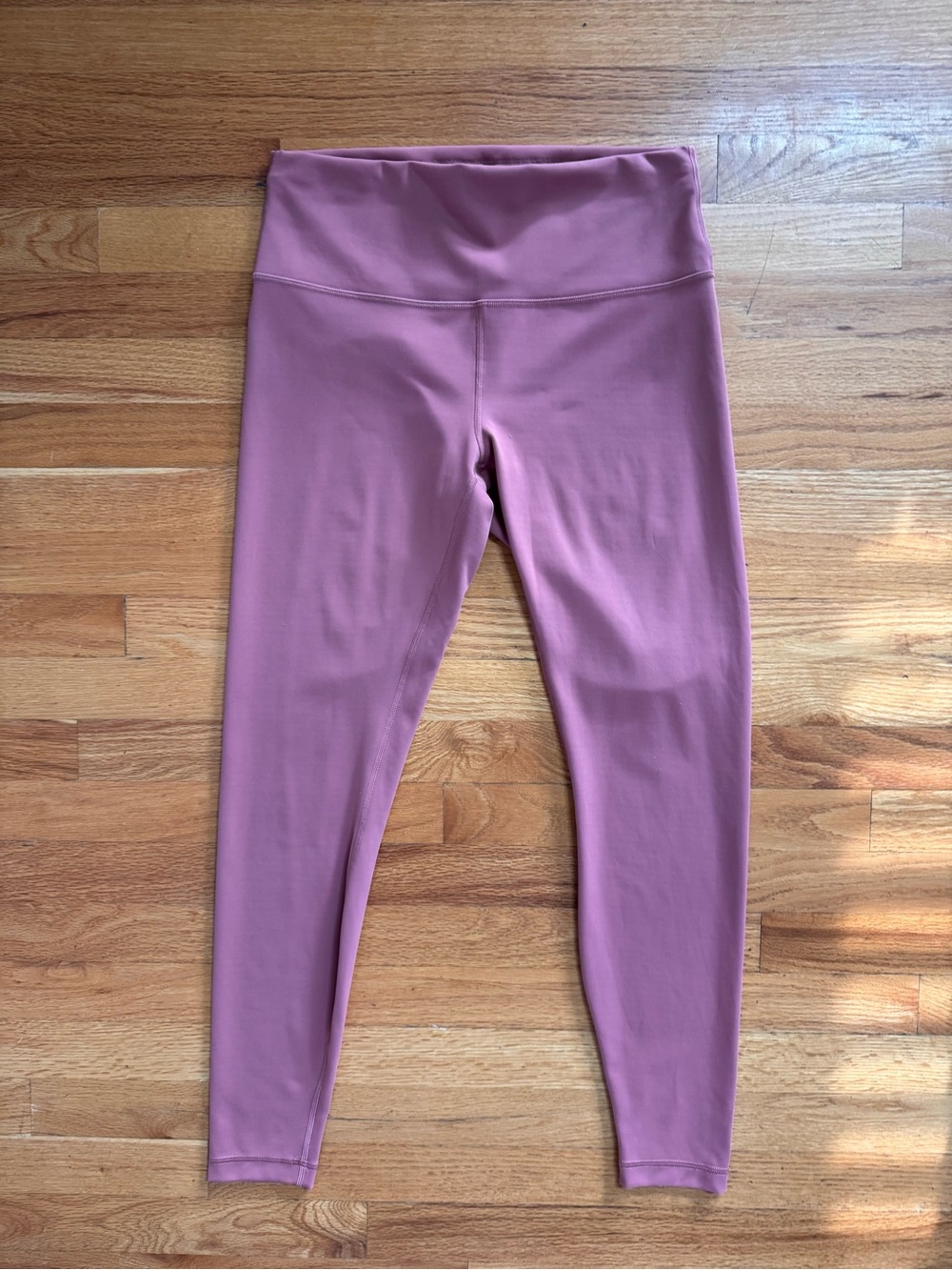 Lululemon Wunder Train High Rise Tight 28” Women’s 12 Dusty Rose
